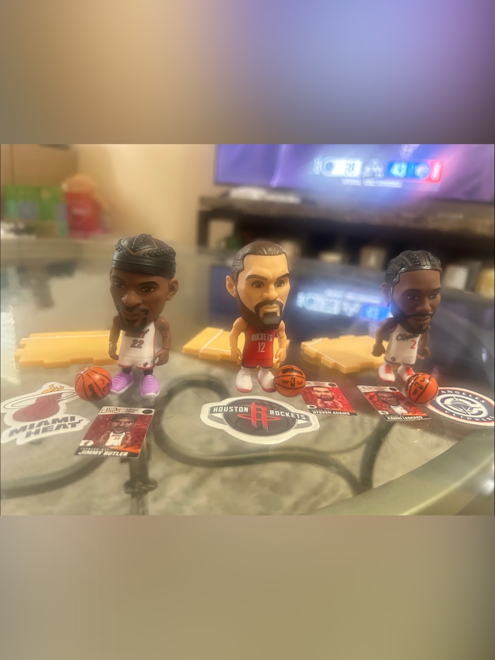 NBA ZURU. Butler, Adams, Leonard